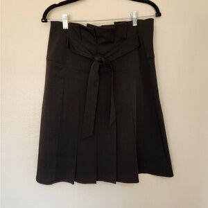 MARIO & GENA of Paris skirt with pleats I the front Size M